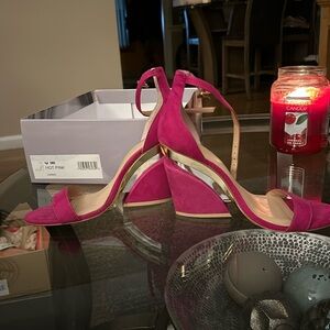 Hot Pink J Lo Wedge Sandal Size 6. Slightly Worn.